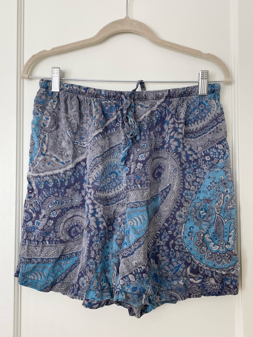 Vtg Victoria’s Secret Silk Shorts